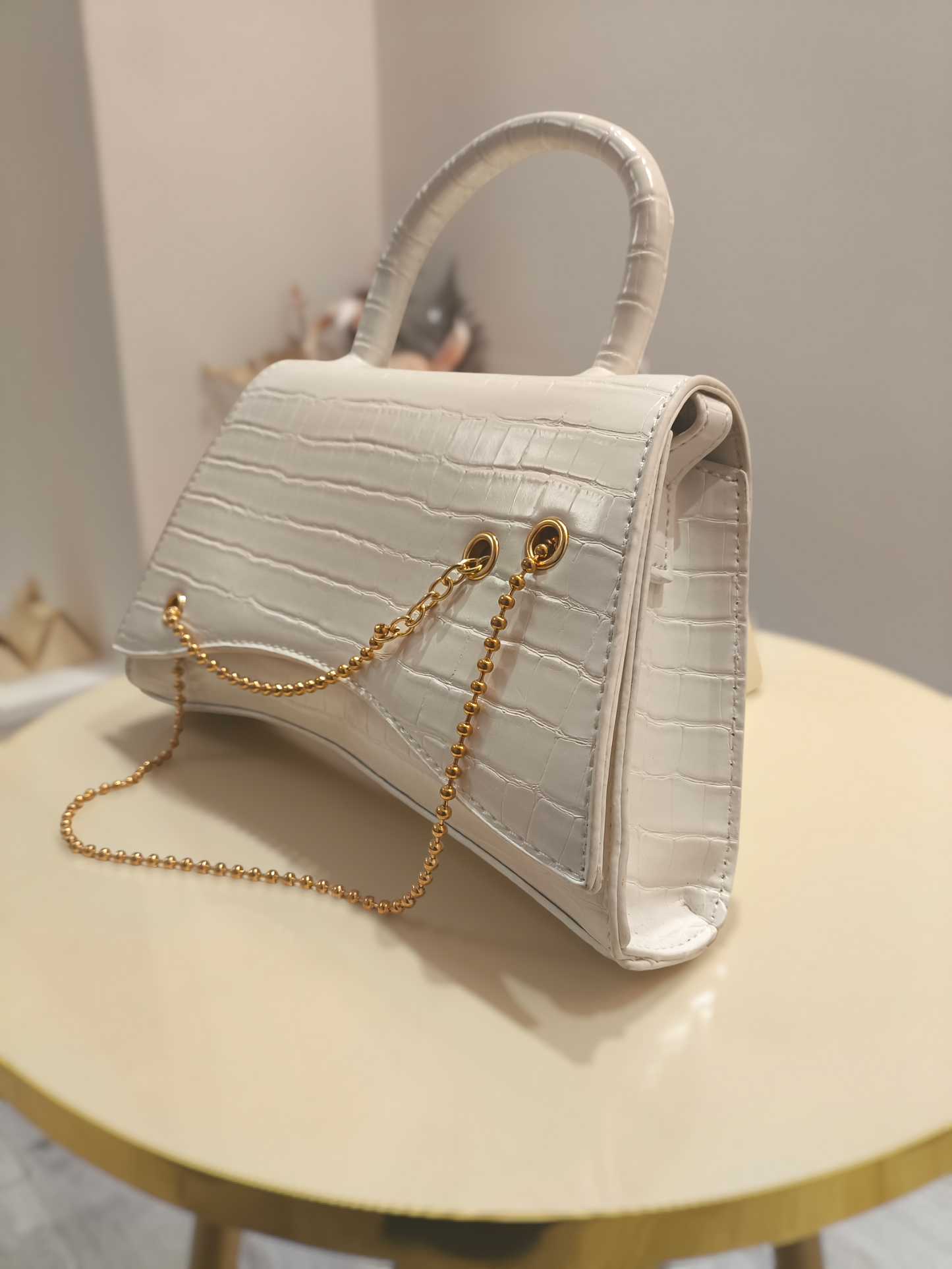 Stylish faux style handbag for woman