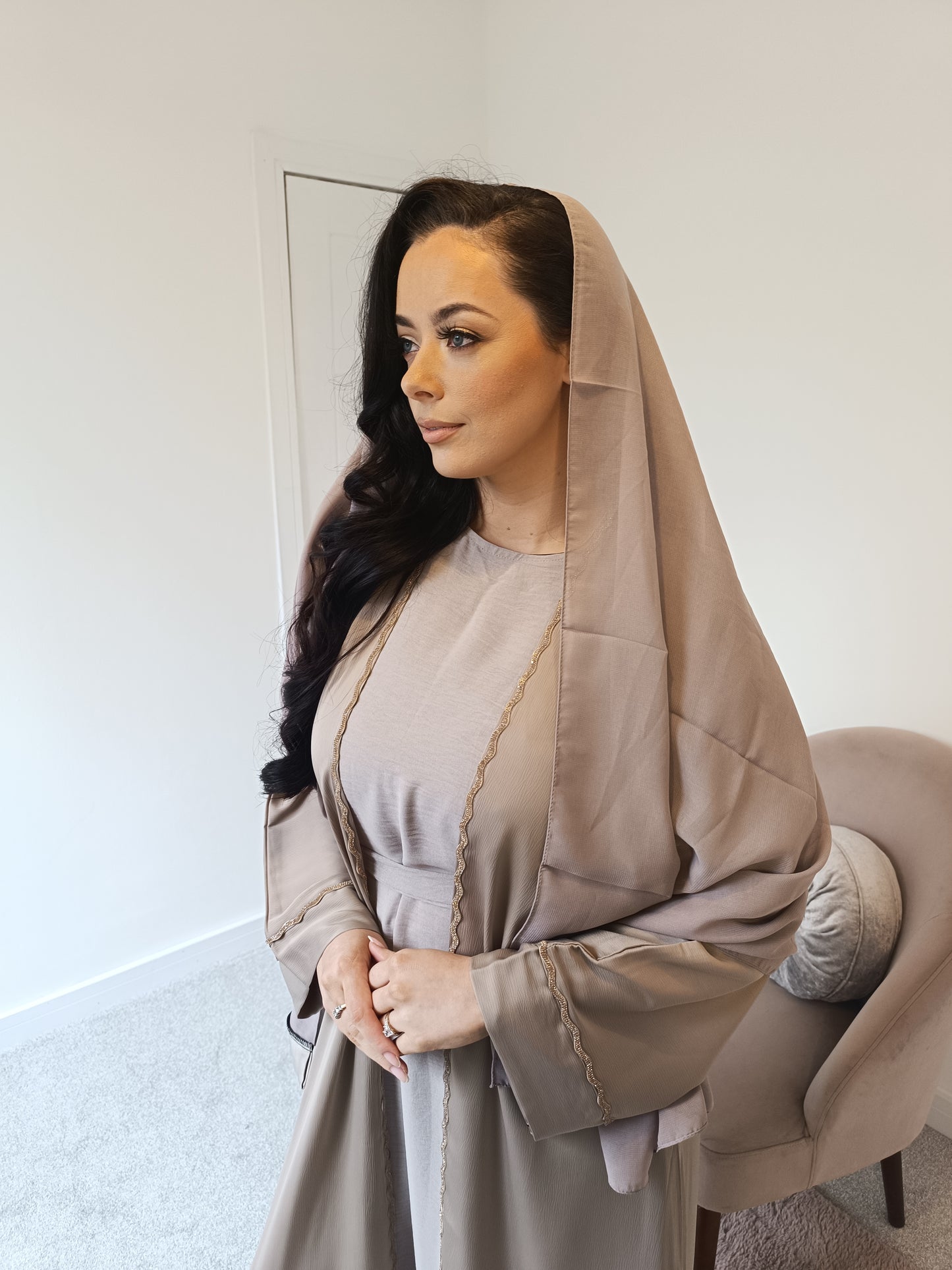 Aliyah womens silk abaya